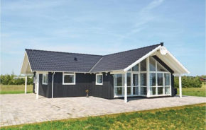 3 Bedroom Lovely Home In Væggerløse, Bogø By